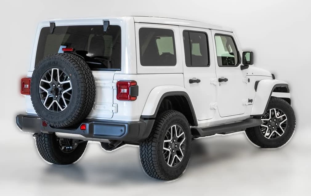 Jeep Wrangler Sahara 4 Door 4x4 2027 — side view