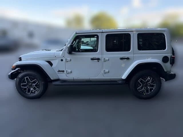 Jeep Wrangler Sahara 4 Door 4x4 2026 — side view
