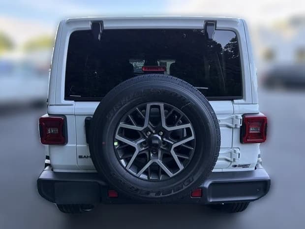 Jeep Wrangler Sahara 4 Door 4x4 2026 — side view