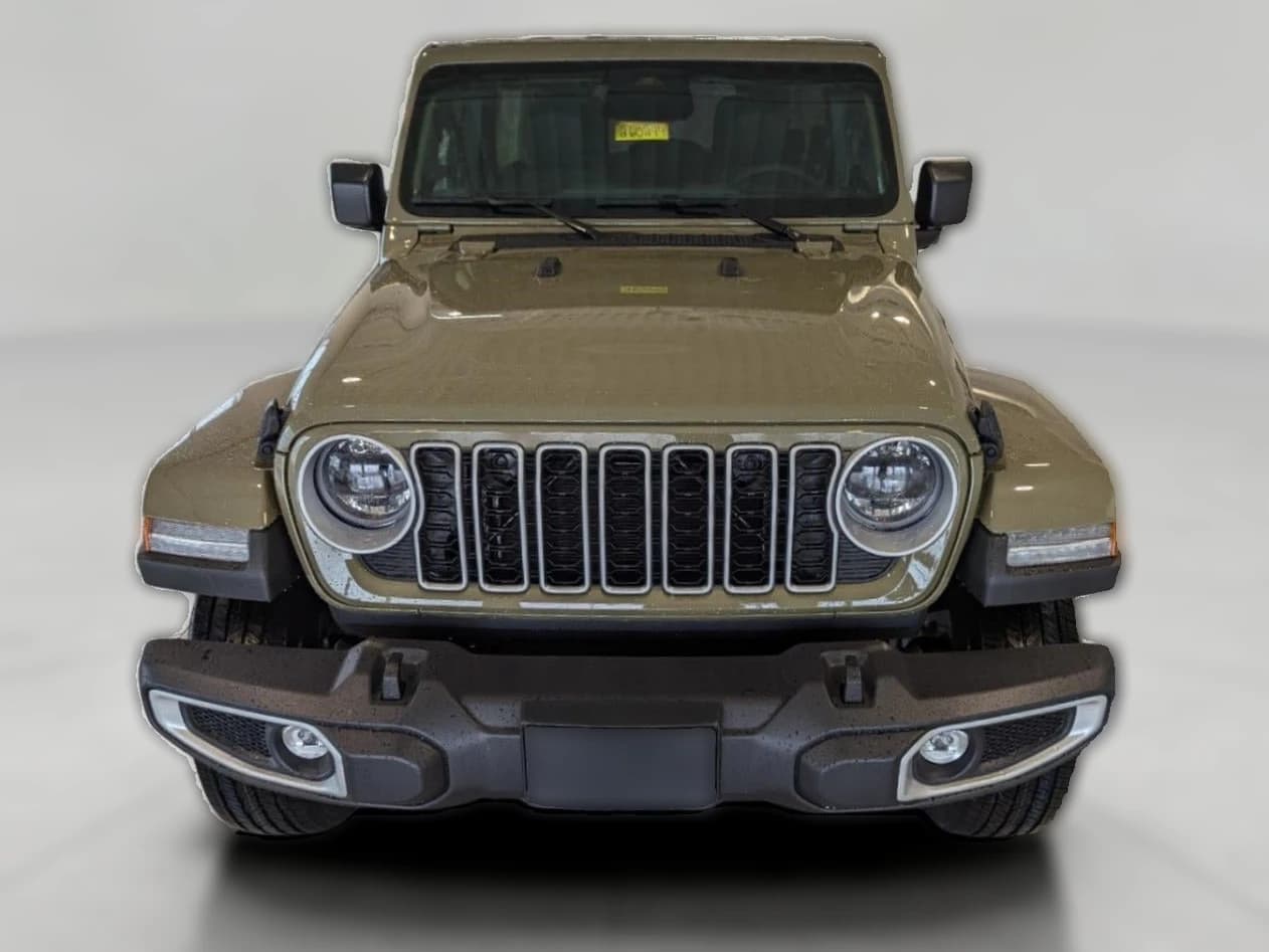 Jeep Wrangler Sahara 4 Door 4x4 2026 — side view