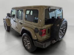 Jeep Wrangler Sahara 4 Door 4x4 2026 — side view