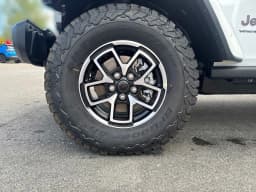 Jeep Wrangler Rubicon 4 Door 4x4 2026 — side view