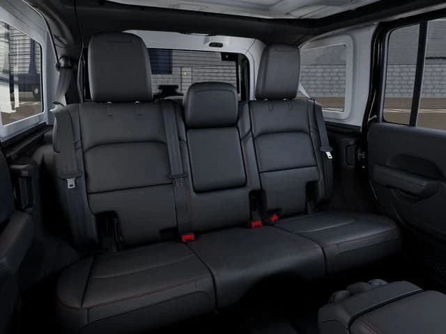 Jeep Wrangler Rubicon 4 Door 4x4 2026 — side view