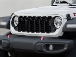 Jeep Wrangler Rubicon 4 Door 4x4 2026 — side view