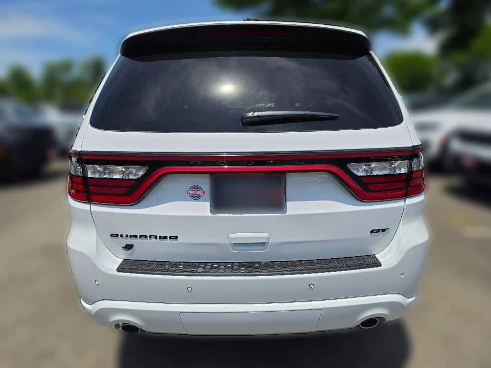 Dodge Durango GT AWD 2026 — side view
