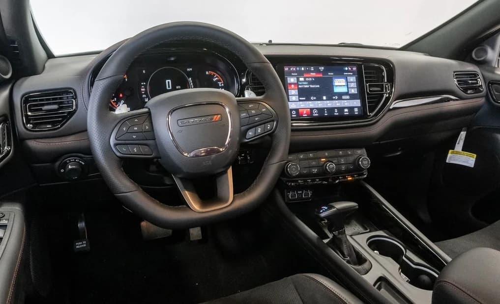 Dodge Durango GT Plus AWD 2026 — side view