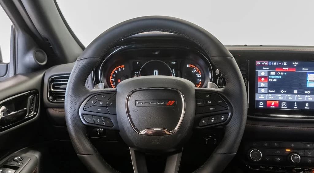 Dodge Durango GT Plus AWD 2026 — side view