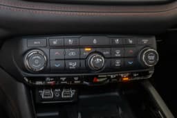 Dodge Durango GT Plus AWD 2026 — side view