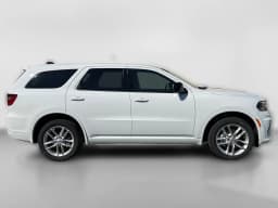 Dodge Durango GT AWD 2026 — side view