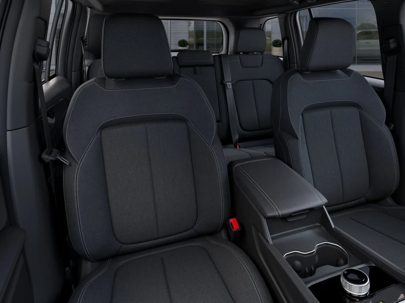 Jeep Grand Cherokee Laredo X 4x2 2026 — side view