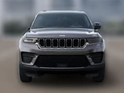 Jeep Grand Cherokee Laredo X 4x4 2026 — side view
