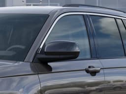 Jeep Grand Cherokee Laredo X 4x4 2026 — side view