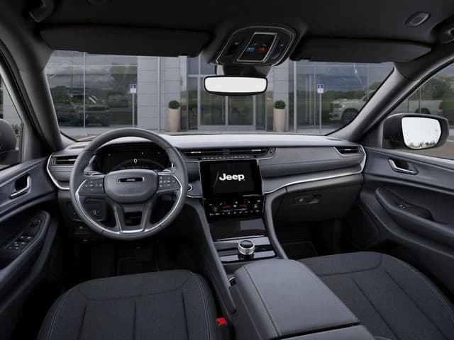 Jeep Grand Cherokee Laredo X 4x4 2026 — side view