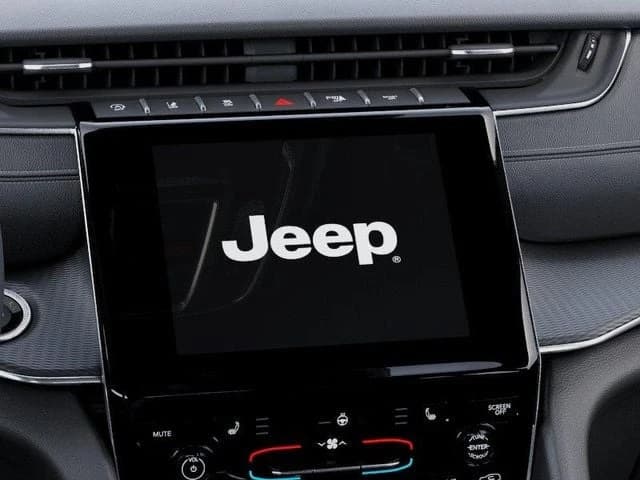 Jeep Grand Cherokee Laredo X 4x4 2026 — side view