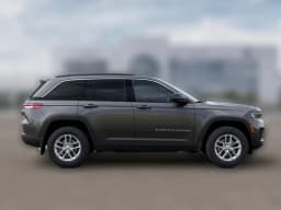 Jeep Grand Cherokee Laredo X 4x4 2026 — side view