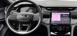 Jeep Grand Cherokee Laredo X 4x4 2027 — side view