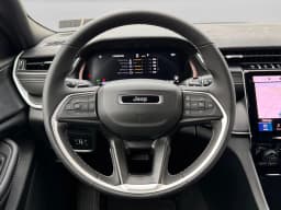 Jeep Grand Cherokee Laredo X 4x4 2027 — side view