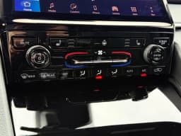 Jeep Grand Cherokee Laredo X 4x4 2027 — side view