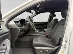 Jeep Grand Cherokee Laredo X 4x4 2027 — side view