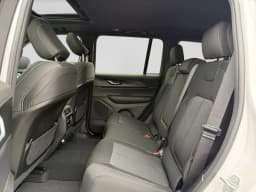 Jeep Grand Cherokee Laredo X 4x4 2027 — side view