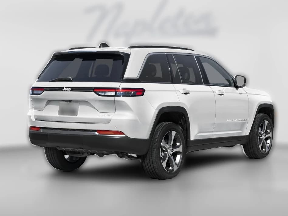 Jeep Grand Cherokee Laredo 4x4 2027 — side view