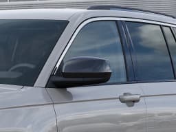 Jeep Grand Cherokee Laredo 4x4 2026 — side view