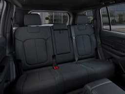 Jeep Grand Cherokee Laredo 4x4 2026 — side view