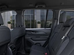 Jeep Grand Cherokee Laredo 4x4 2026 — side view