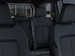 Jeep Grand Cherokee Laredo 4x4 2026 — side view