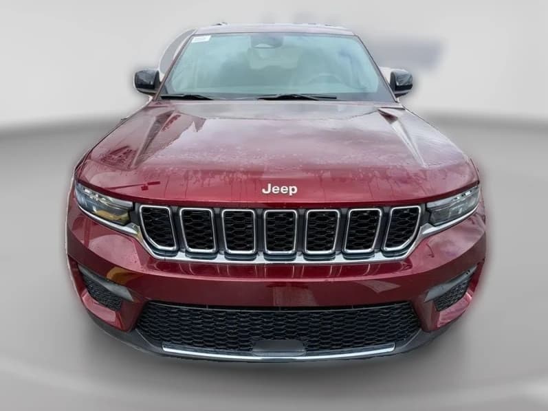 Jeep Grand Cherokee Laredo X 4x4 2026 — side view