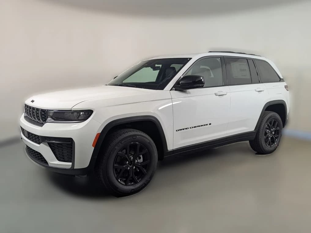 Jeep Grand Cherokee Laredo Altitude 4x4 2026 — side view