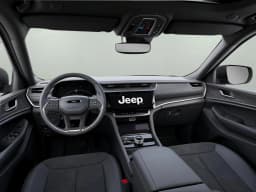 Jeep Grand Cherokee Laredo Altitude 4x4 2026 — side view