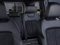 Jeep Grand Cherokee Laredo Altitude 4x4 2026 — side view