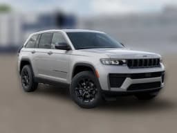 Jeep Grand Cherokee Laredo Altitude 4x4 2026 — side view