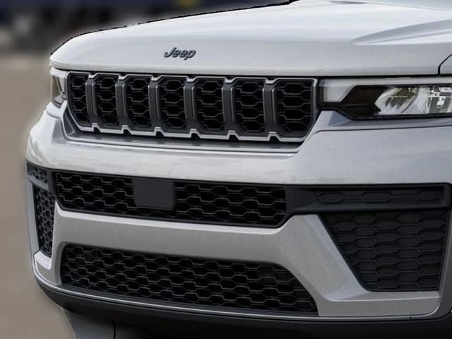 Jeep Grand Cherokee Laredo Altitude 4x4 2026 — side view