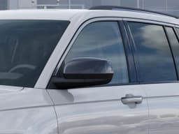 Jeep Grand Cherokee Laredo Altitude 4x4 2026 — side view