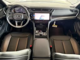 Jeep Grand Cherokee Limited 4x4 2026 — side view