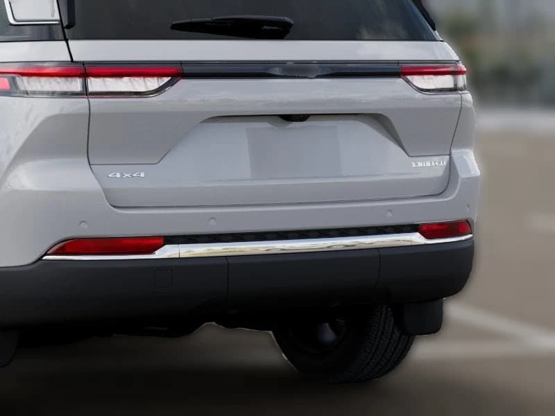 Jeep Grand Cherokee Limited 4x4 2026 — side view
