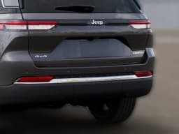 Jeep Grand Cherokee Limited 4x4 2026 — side view