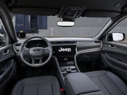 Jeep Grand Cherokee Limited 4x4 2026 — side view