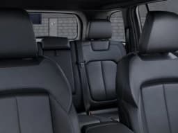 Jeep Grand Cherokee Limited 4x4 2026 — side view