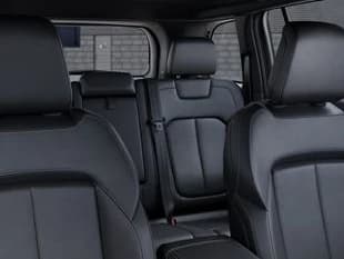 Jeep Grand Cherokee Limited 4x4 2026 — side view