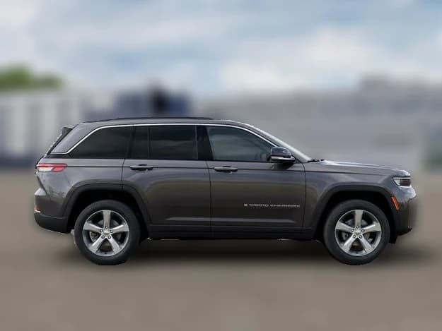 Jeep Grand Cherokee Limited 4x4 2026 — side view