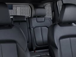 Jeep Grand Cherokee Limited 4x4 2026 — side view