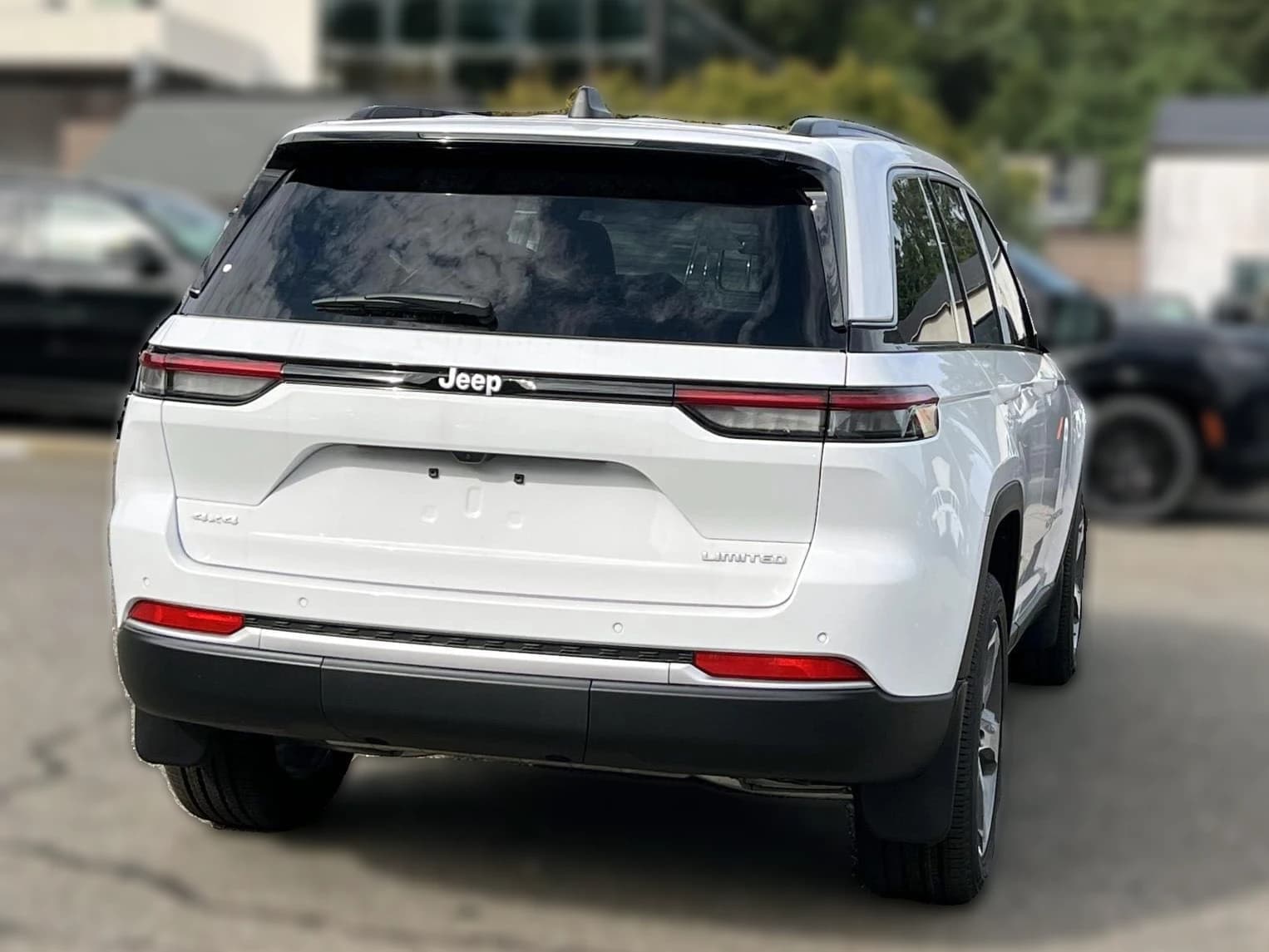 Jeep Grand Cherokee Limited 4x4 2026 — side view