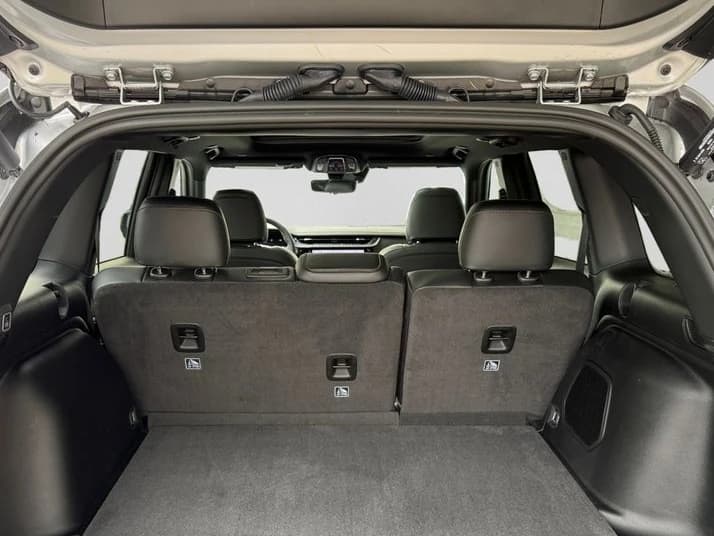 Jeep Grand Cherokee 85th Anniversary Edition 4x4 2026 — side view