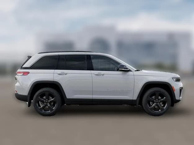 Jeep Grand Cherokee Limited 4x4 2026 — side view
