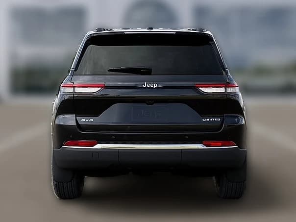 Jeep Grand Cherokee Limited 4x4 2026 — side view