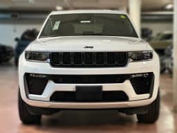 Jeep Grand Cherokee Limited Reserve 4x4 2026 — side view