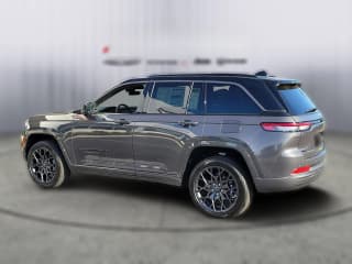 Jeep Grand Cherokee Summit 4x4